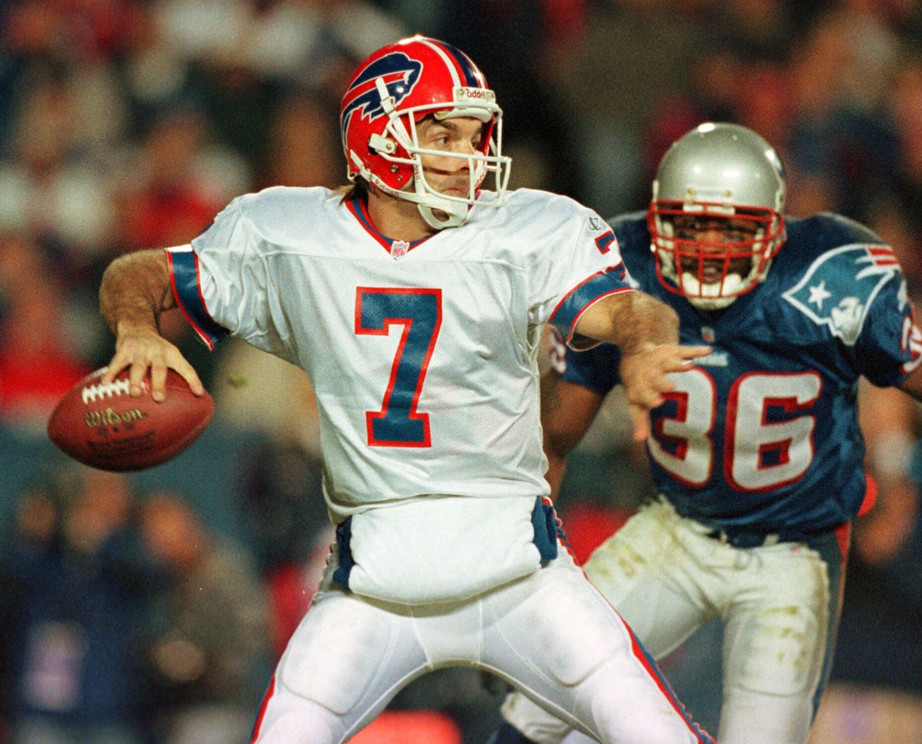 The Dish Doug Flutie, Rodney Peete speak at New Canaan luncheon