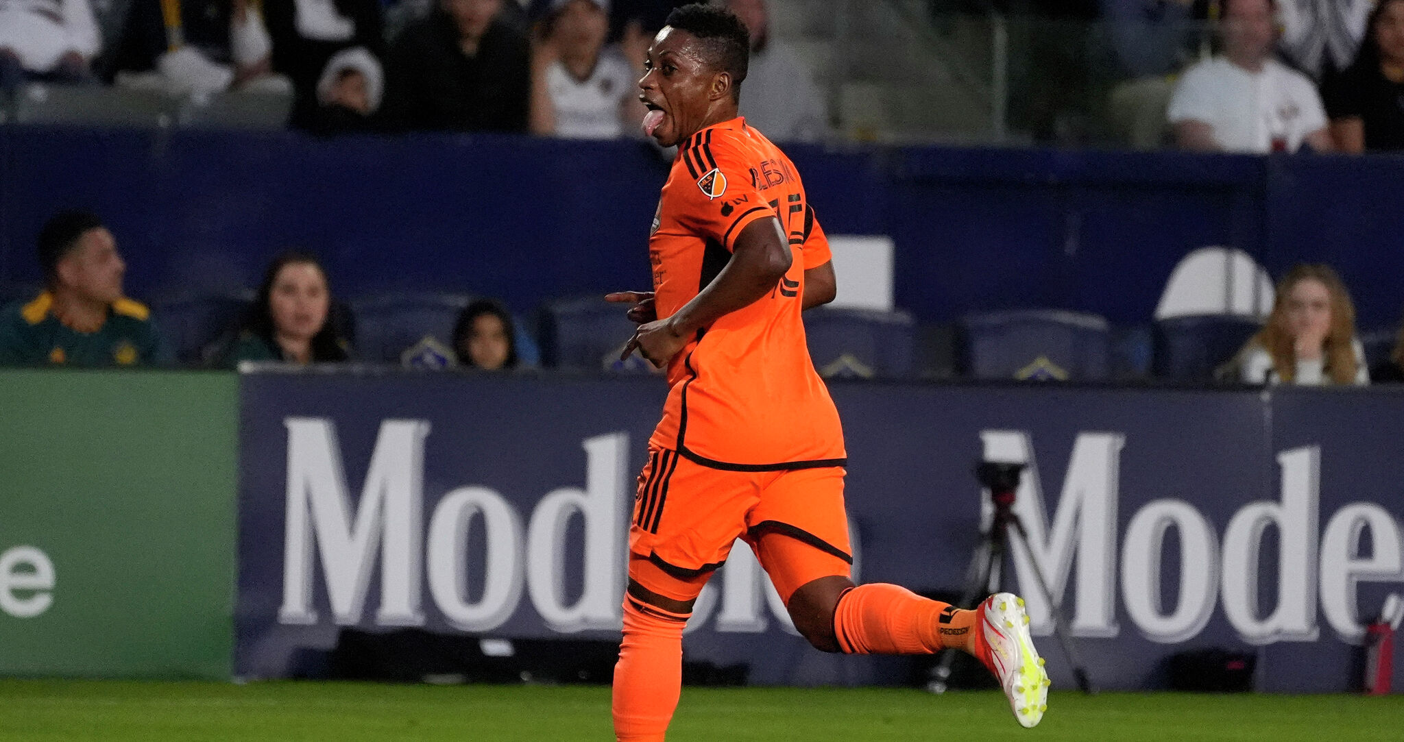 Houston Dynamo and Latif Blessing tie Atlanta United