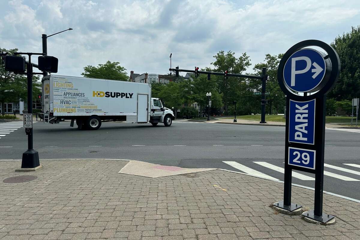 New app aims to help people find parking among West Hartford's 5,000 spaces