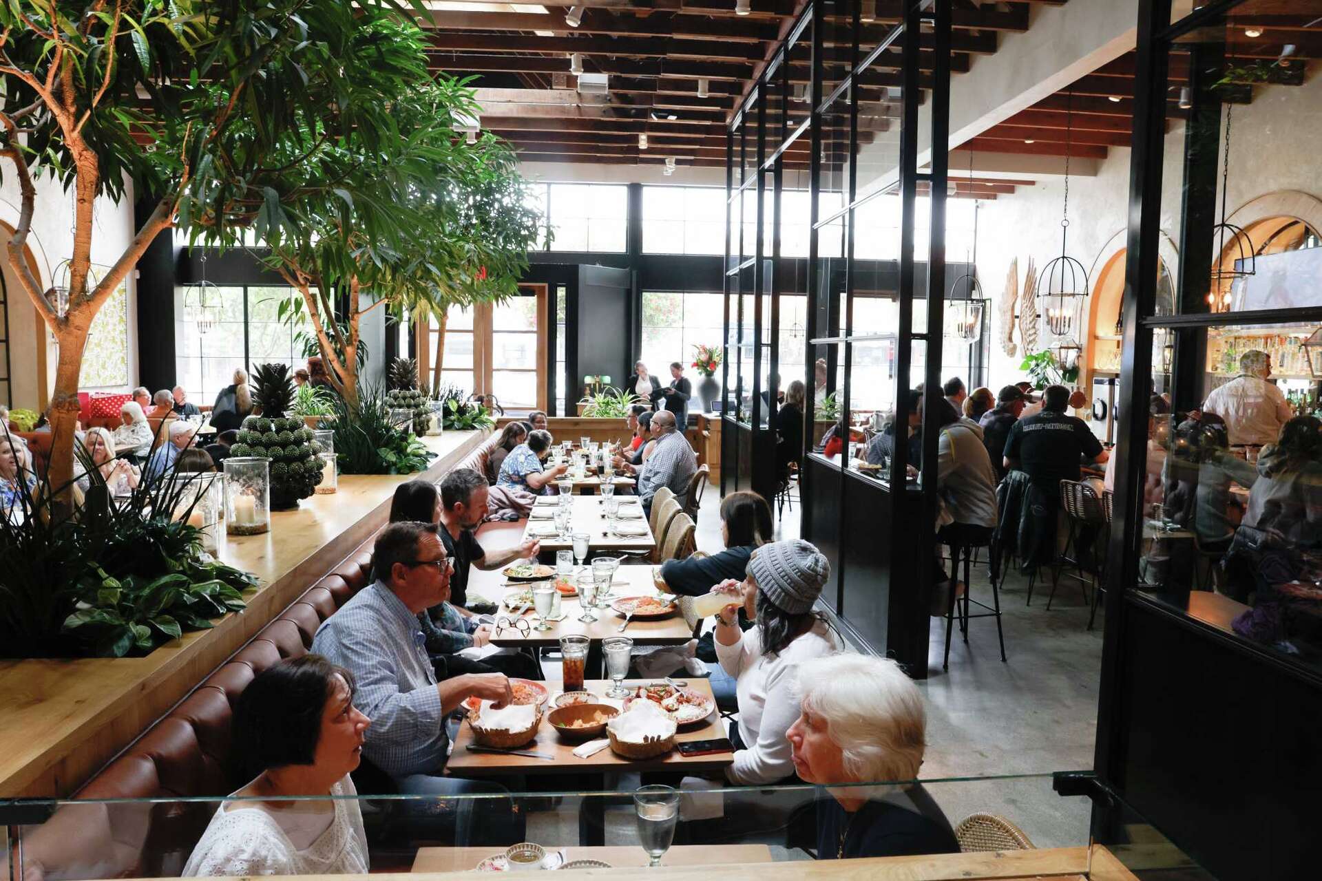 Despite tech layoffs, unemployment fell across Bay Area, California