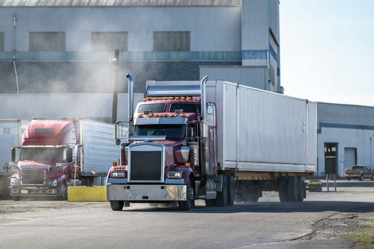 About 2,000 truck drivers, warehouse workers and dock workers of Humble, TX-based U.S. Logistics Solutions were laid off from the jobs.