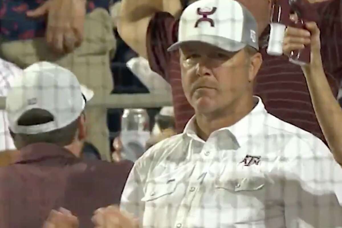 Fans across the nation have fallen in love with Jeff Kent's stoic reactions to his son Kaeden's inspired play in the 2024 College World Series. 