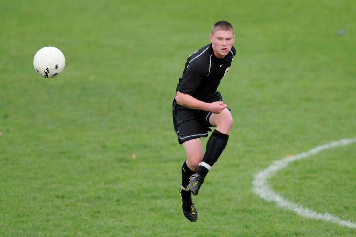 Friday's high school roundup Warde, Staples advance to FCIAC boys soccer semifinals