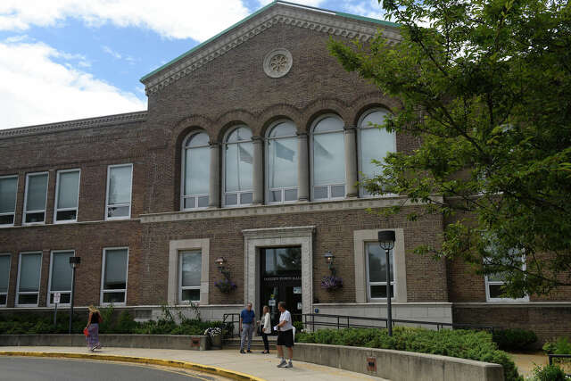 Darien News from the Darien Times Newspaper