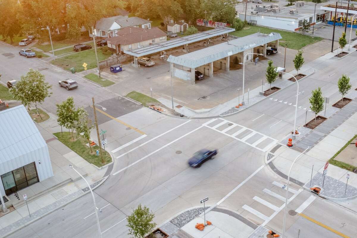  Memorial Heights Redevelopment Authority found that almost 25% of sidewalks in and adjacent to the district boundaries were in poor or non-existent condition, and over 40% of sidewalks did not meet current standards for width. 