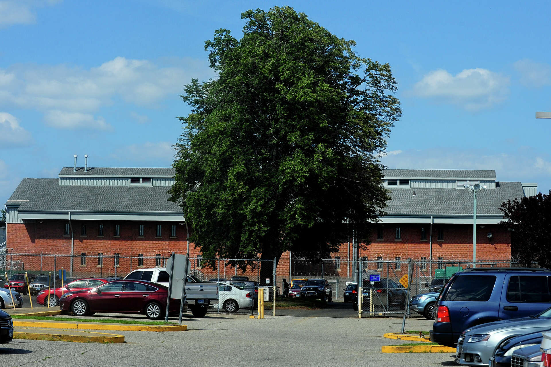 CT DOC violated law in death of Bridgeport inmate with ALS: Report