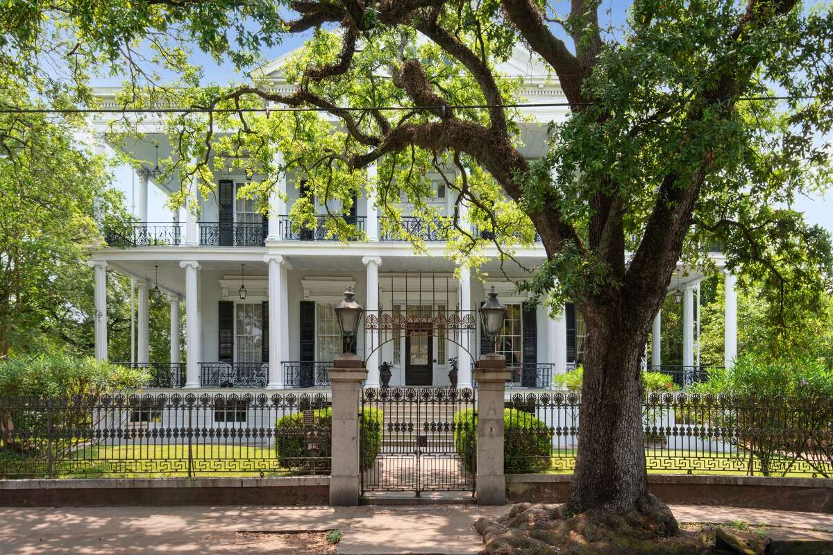 The mansion in New Orlean's Garden District was chosen to be part of the third season of 'American Horror Story:Coven.'