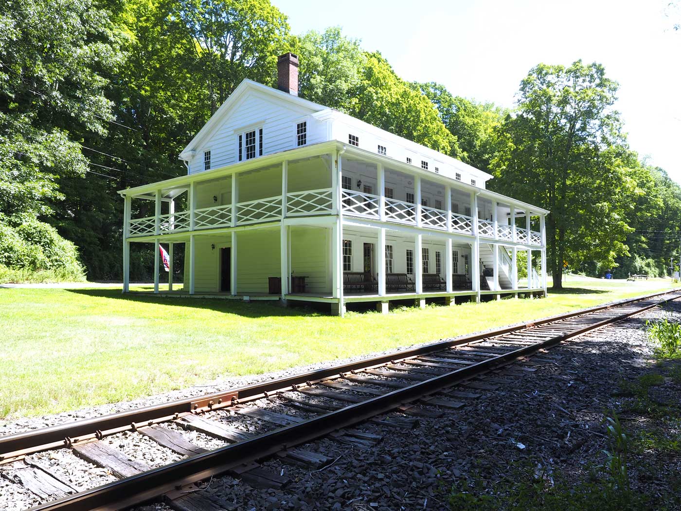 New Milford's Merwinsville Hotel in Gaylordsville finishes restoration