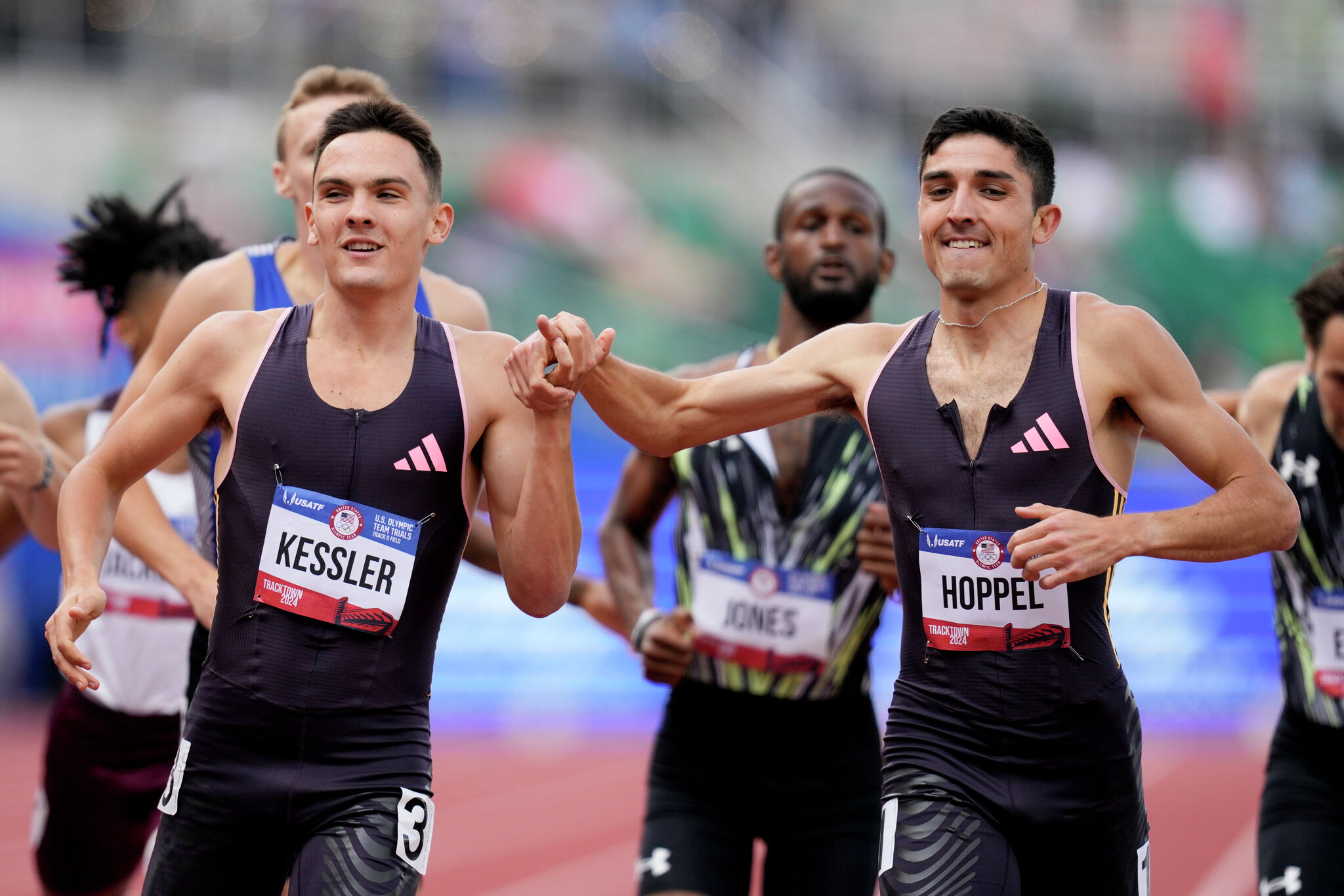 Bryce Hoppel wins 1st round heat, advances to Olympic Trial semis