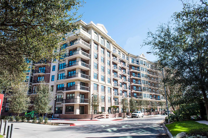 Ritzy Houston apartments in River Oaks changes owner