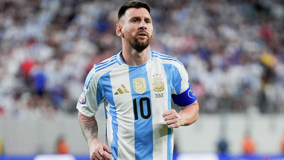 Argentina forward Lionel Messi played against Chile last week but missed Saturday's win over Peru with a leg injury, leaving his status in doubt for Copa América quarterfinal at NRG in Houston.