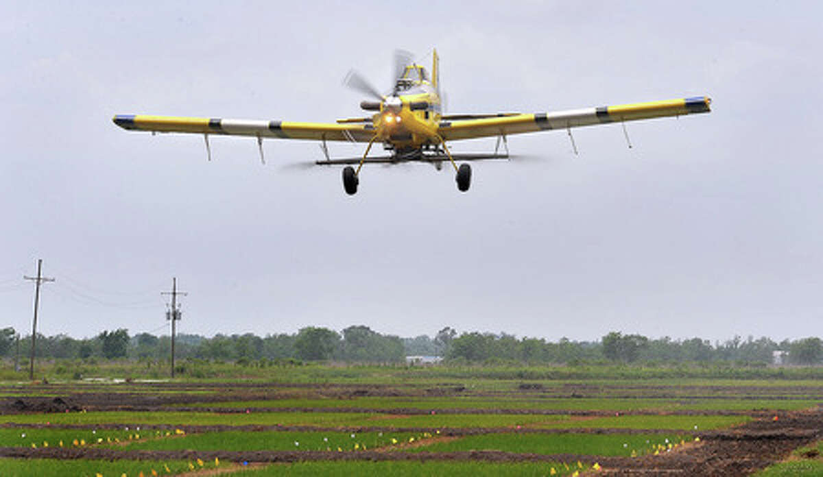 In changing agricultural times, crop dusters look for other work to