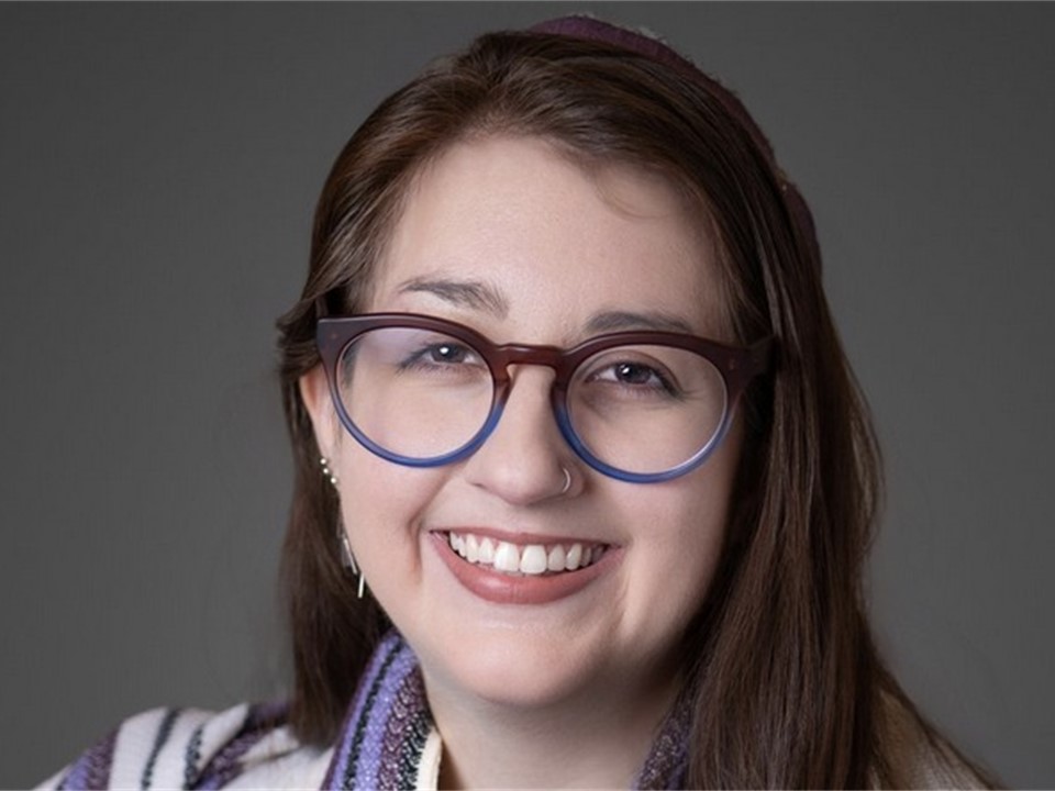 New rabbi leads Saratoga Springs' Temple Sinai