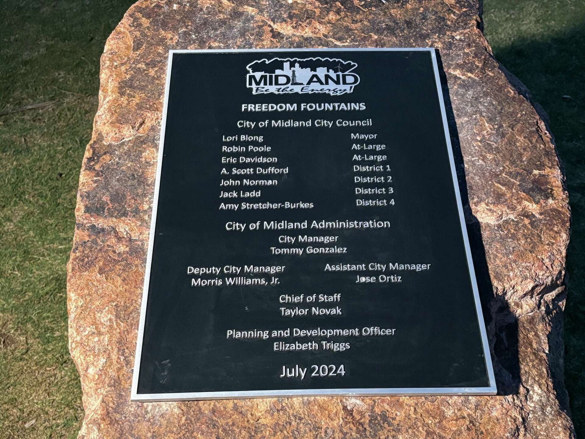 Midland's Freedom Fountains shine at Wadley Barron Park