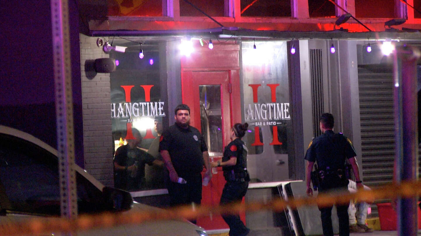 Shooting at Hangtime Bar injures one, SAPD investigating