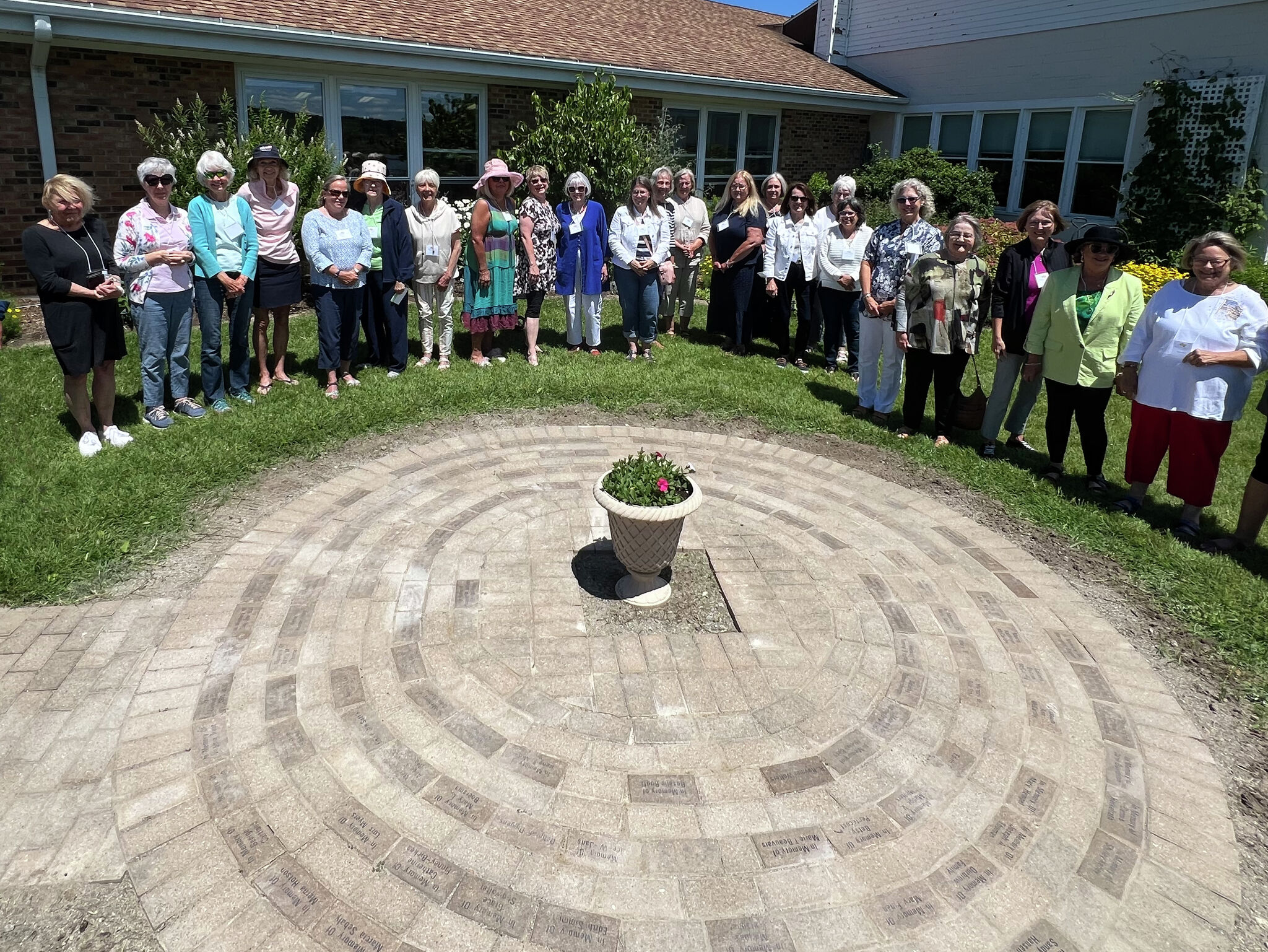 Portage Lake Garden Club rededicates memorial terrace