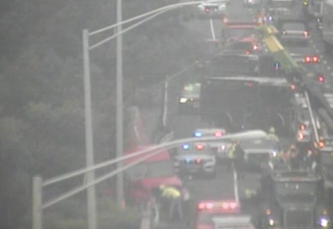 DOT: Lanes closed on I-95 in Milford following tractor-trailer crash