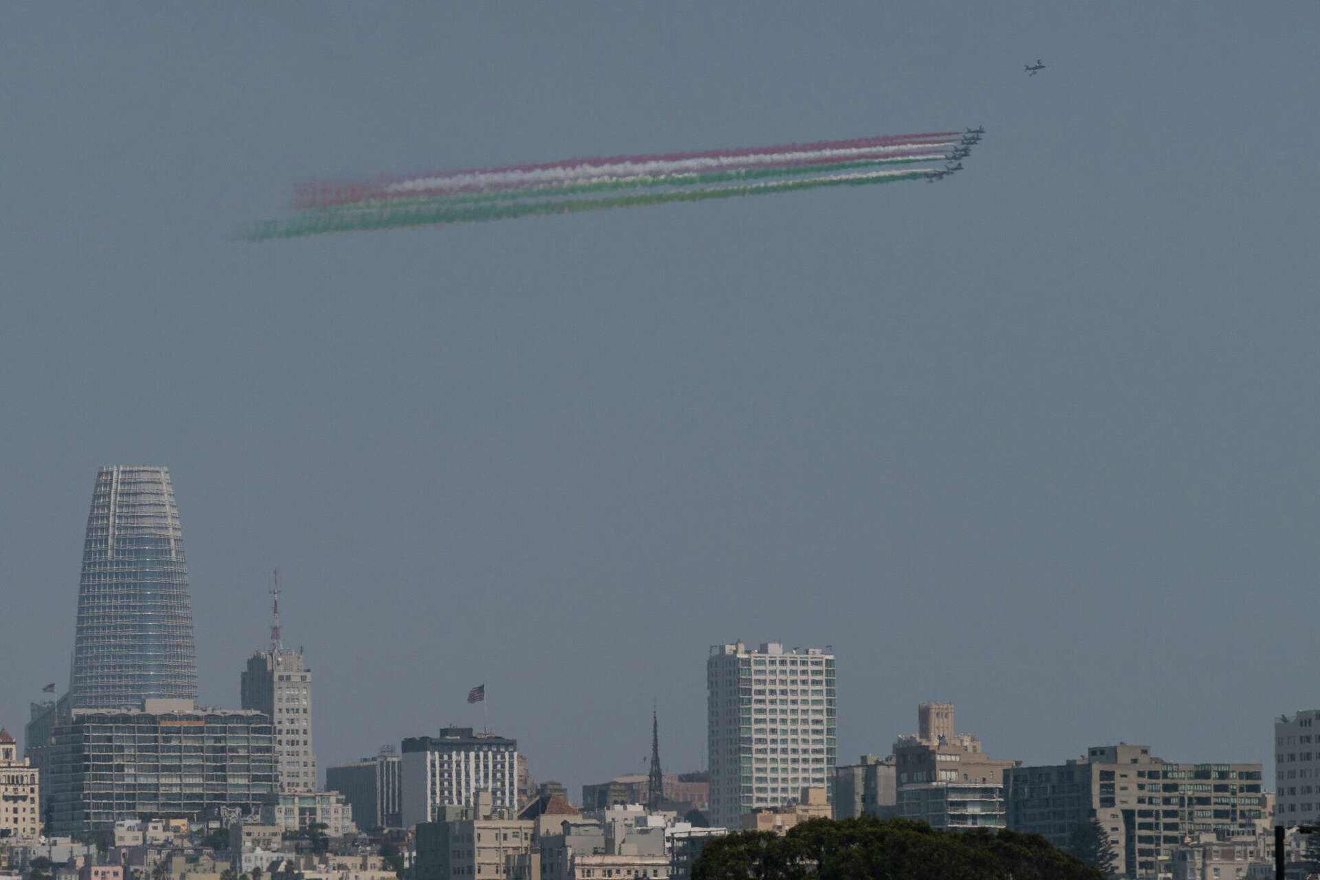 Italian pilots duel with S.F. fog