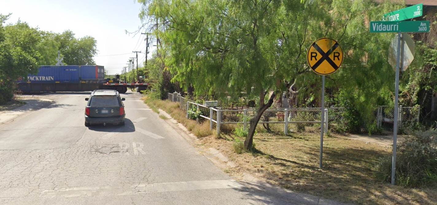 LFD: Man's arm ran over by train in Laredo, in critical condition