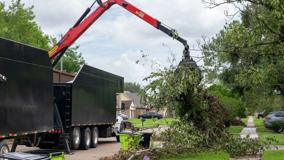 In the aftermath of Hurricane Beryl, which left a mass of broken branches and debris all over Fort Bend County, teams are now working to clear the area. 