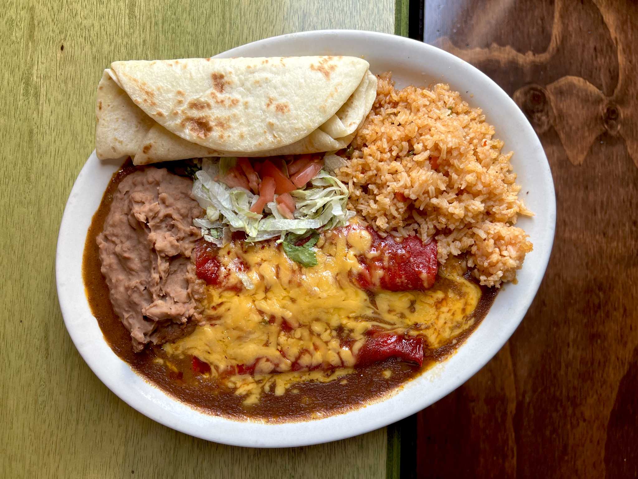 Tia's Taco Hut kicks off year with 13th store opening special