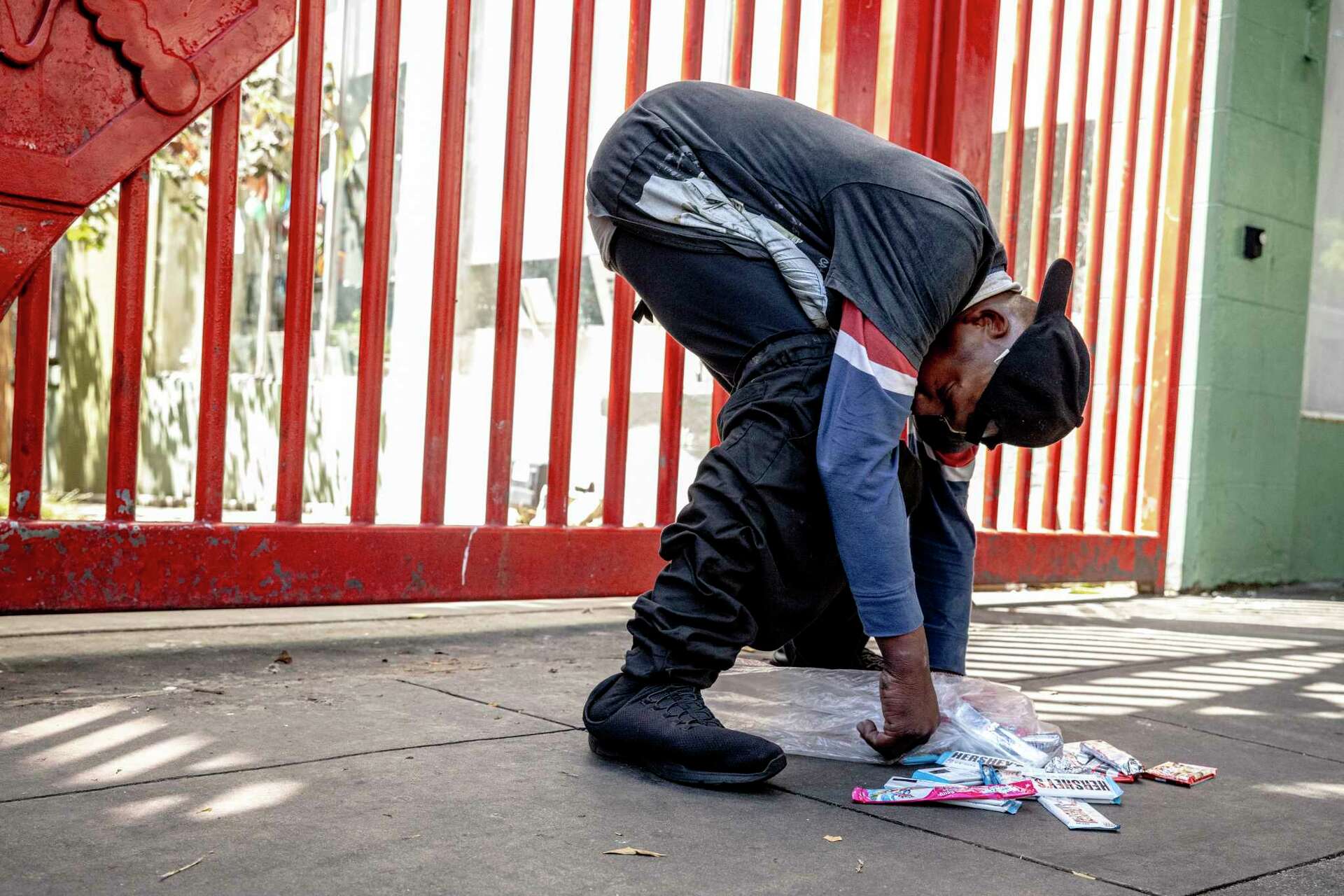 Here’s why fentanyl users on San Francisco streets are bent over