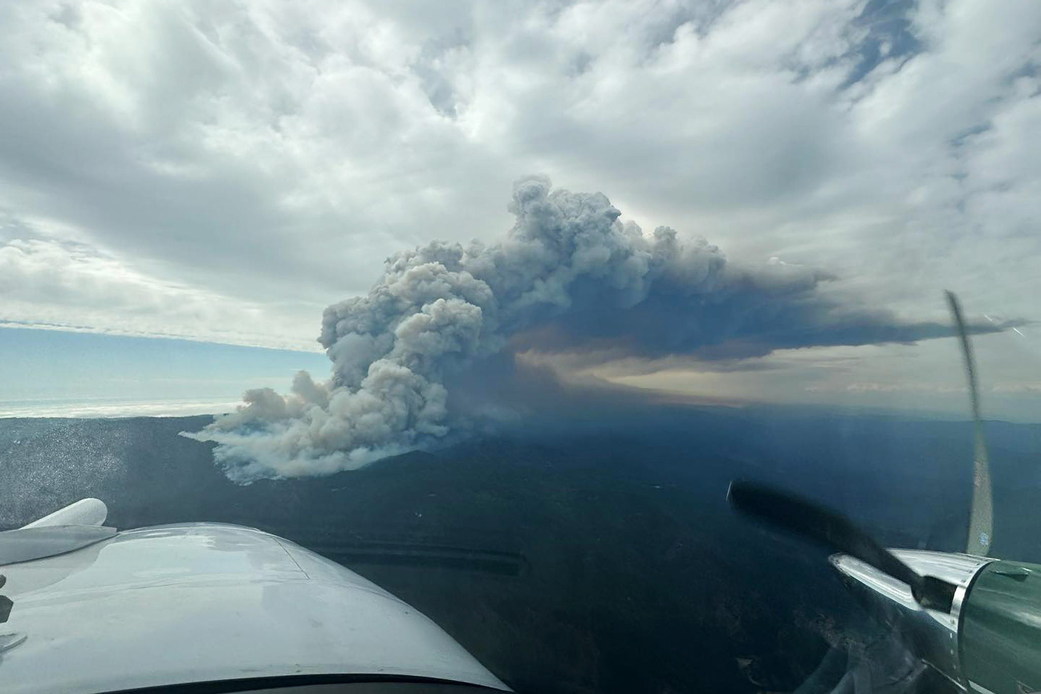 California wildfire burns outside 'Bigfoot capital of the world'