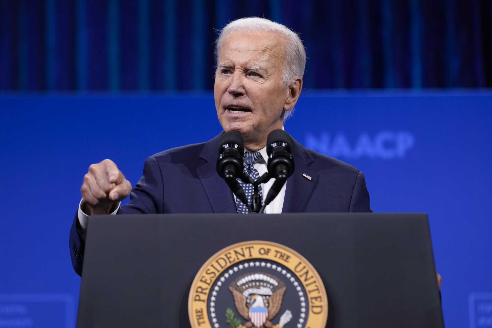 2024 Election Latest Bidens Campaign Says Hes Staying In The Race