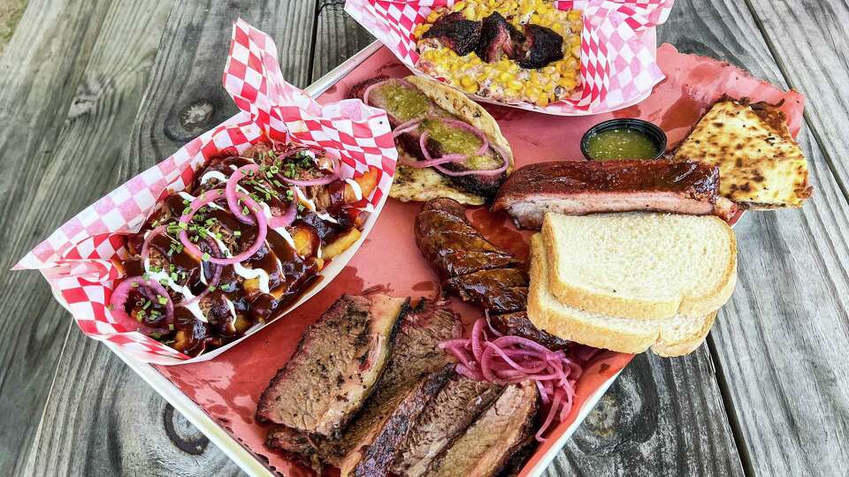 Barbecue tray at La Cruda Brand BBQ in Crosby