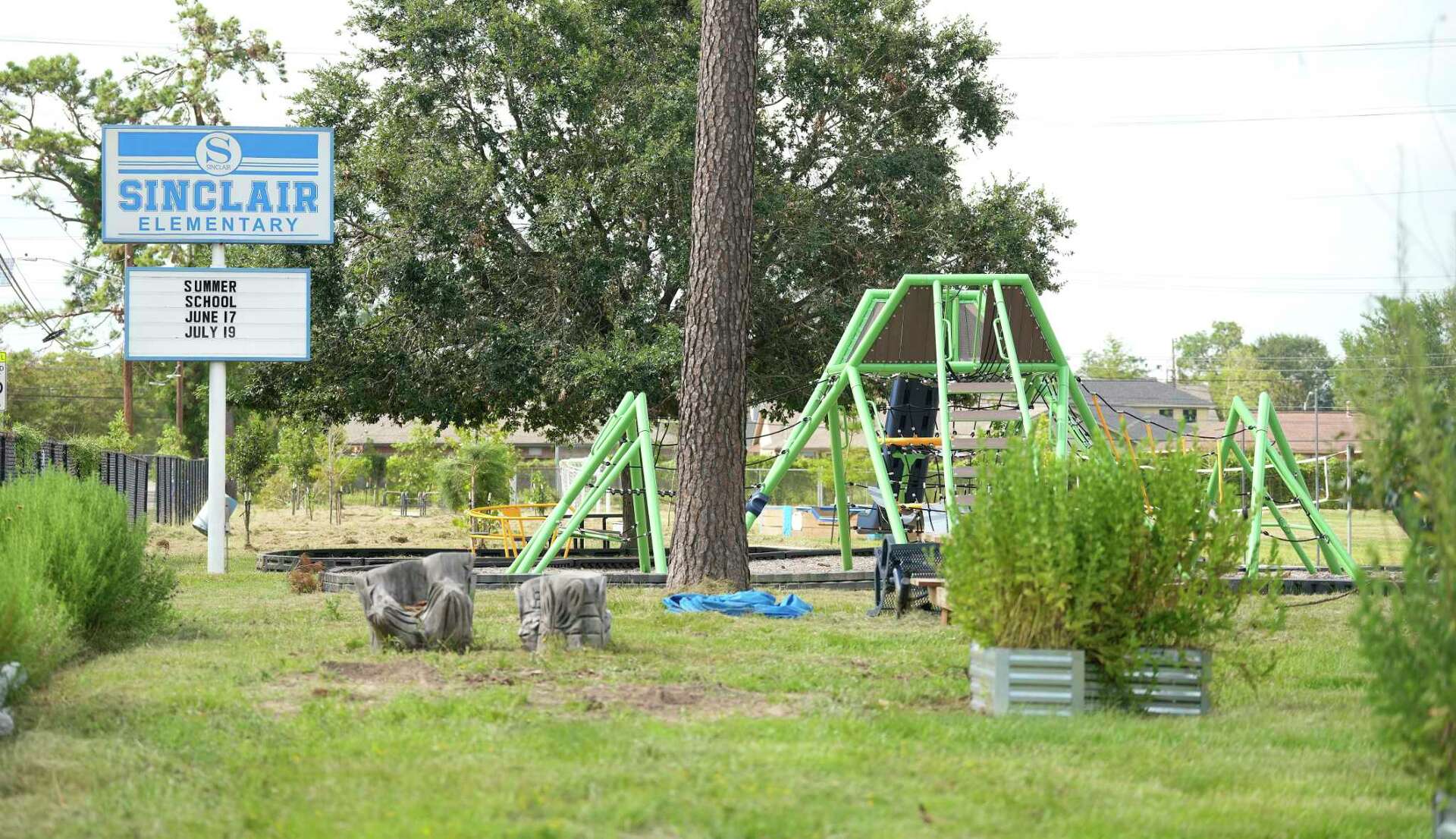 Sinclair Elementary School opens classrooms following storm damage