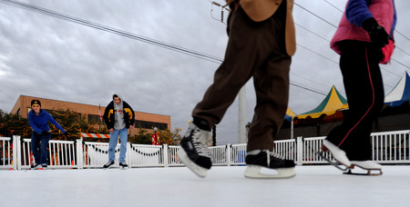 Temporary ice rink shows what downtown can do