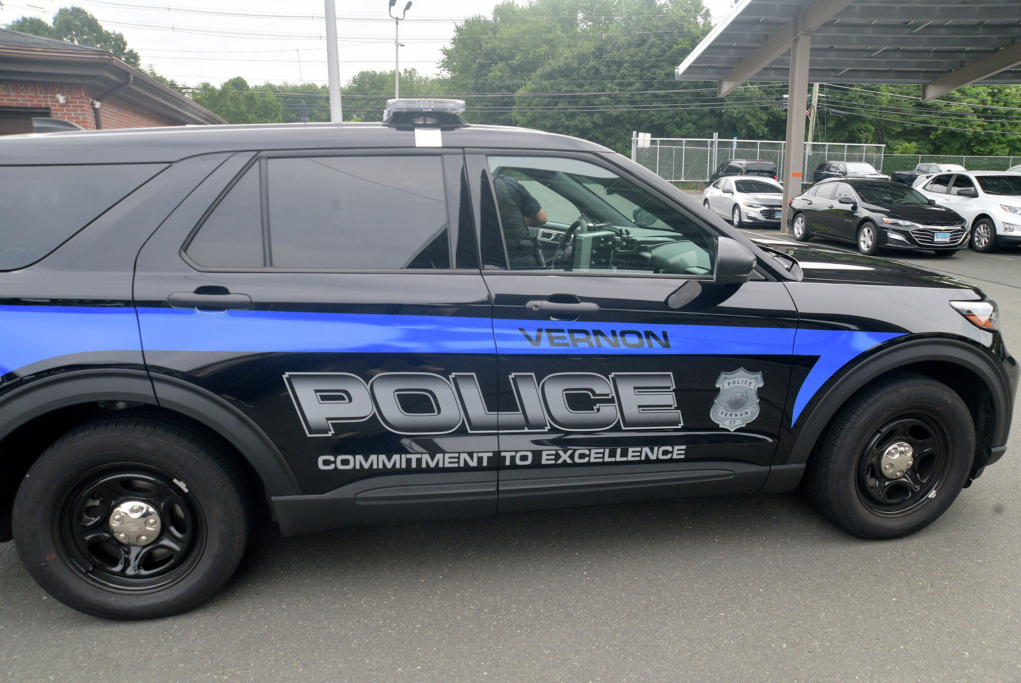 Moped driver killed in Vernon crash on Hartford Turnpike, police say