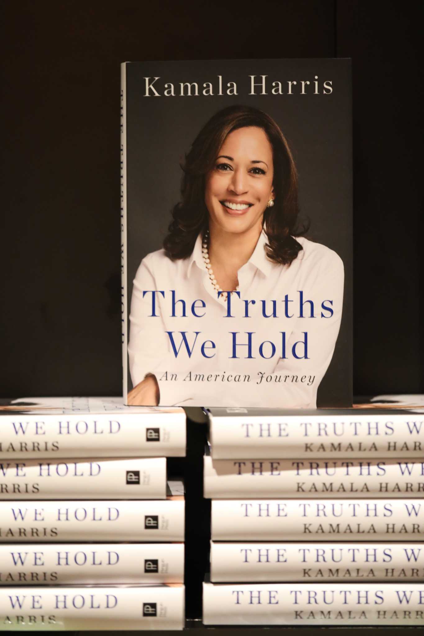 Kamala Harris and J.D. Vance battle it out on Amazon’s book charts