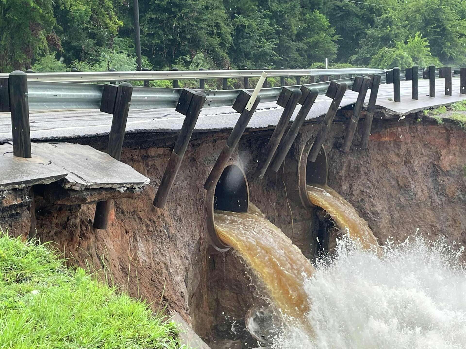 Heavy rains wash out bridge in Montgomery County