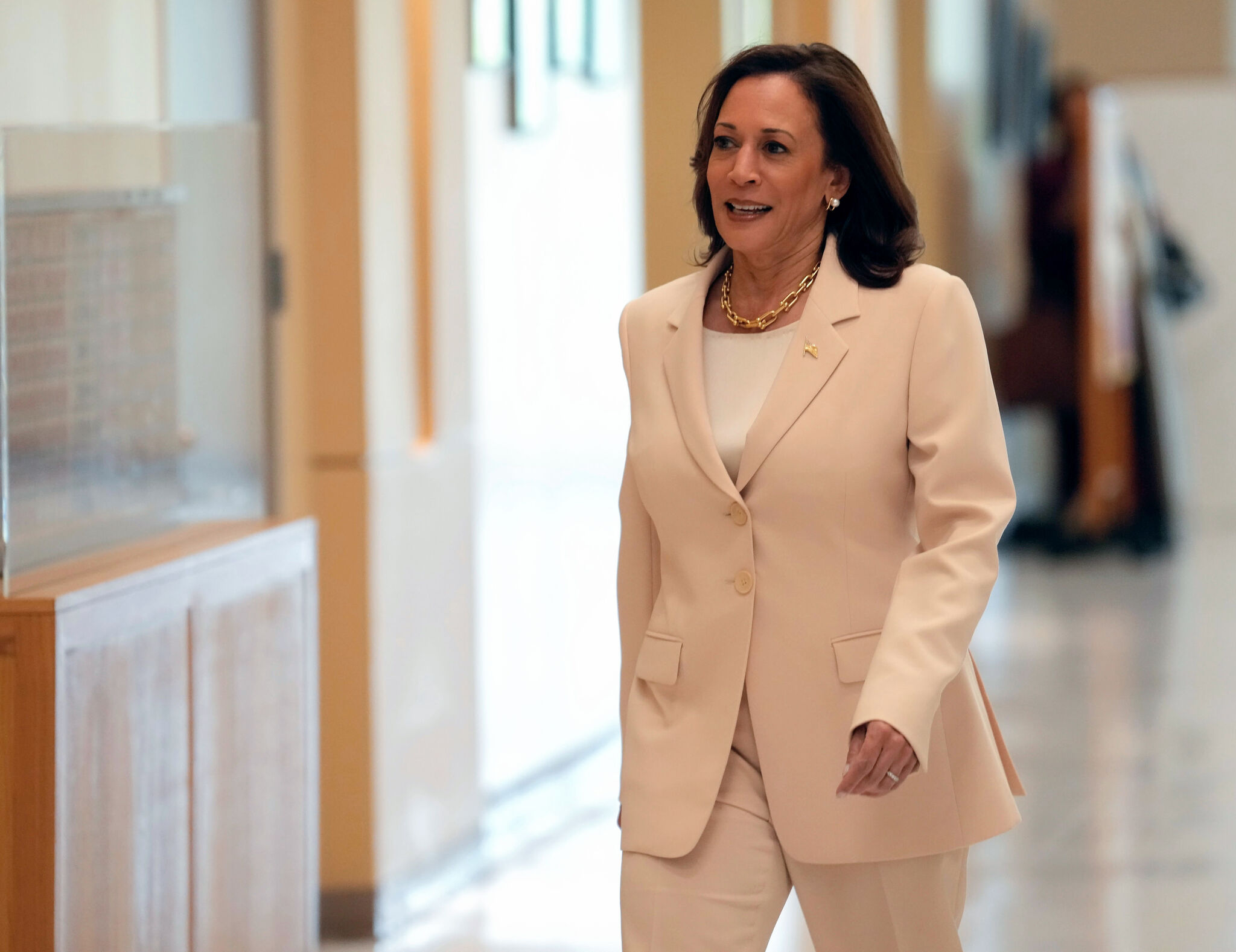 Kamala Harris at AFT convention: VP says, 'We are not going back' Kamala Harris at AFT convention: VP says, 'We are not going back'