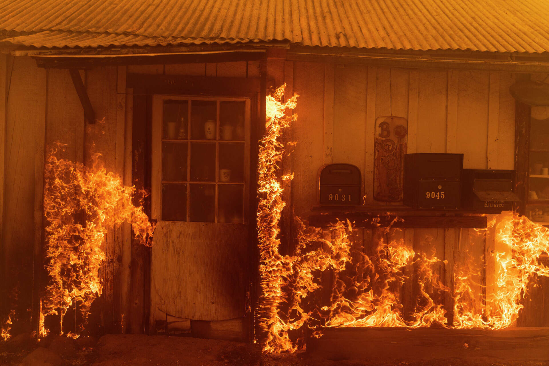 Park Fire near Chico explodes to 124K acres, arson suspect arrested