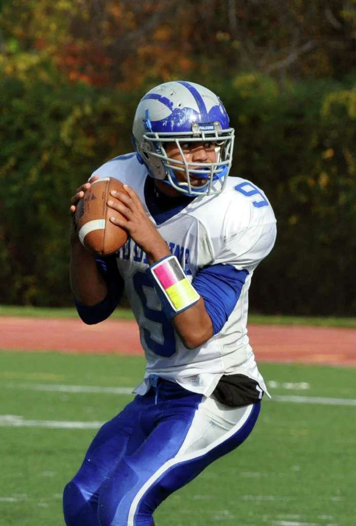 Turnovers cost Fairfield Ludlowe football in loss to undefeated Staples