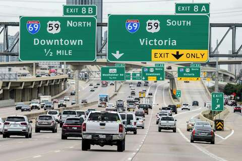 Txdot Sign Giving Houston Drivers Bad Directions, But Will Be Fixed