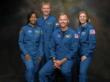 NASA Crew-9 mission to the space laboratory plans to launch in August