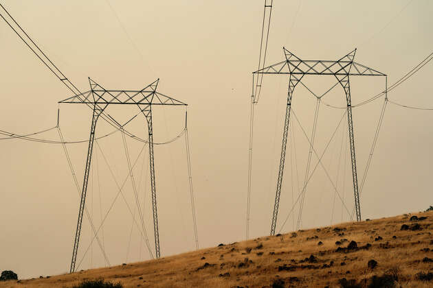 Story photo for Power outages hit parts of San Francisco and Northern California