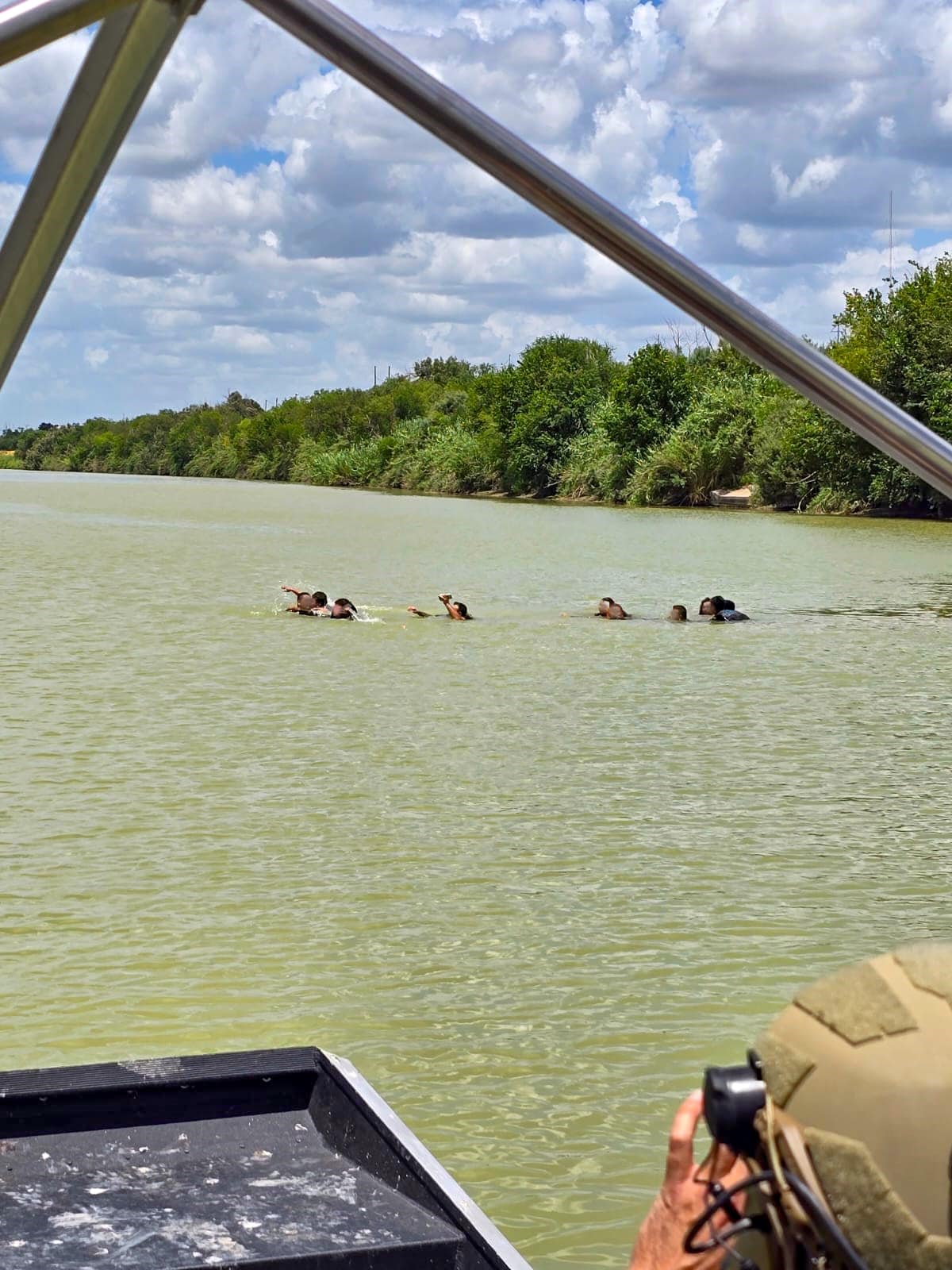Laredo Sector Marine Unit agents rescue woman from drowning