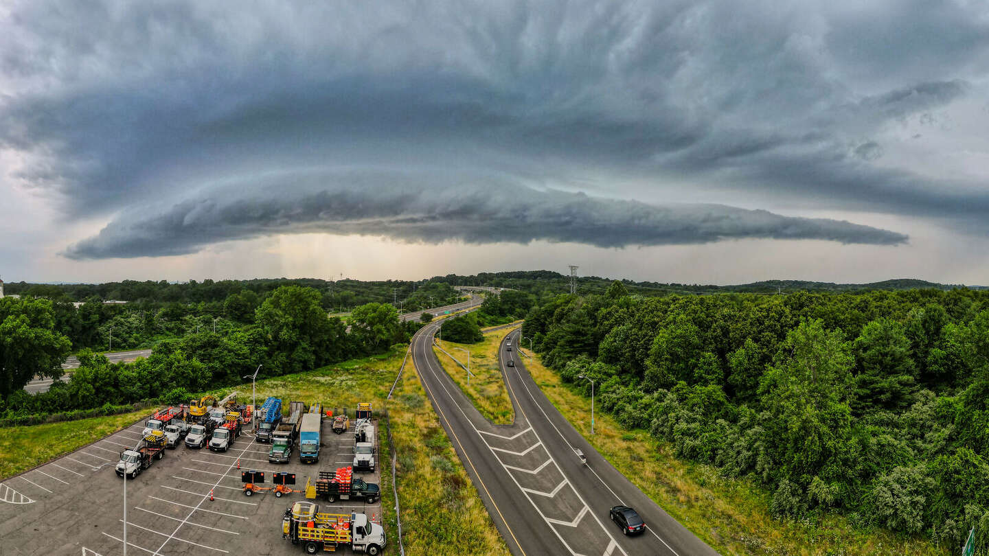20-year-old CT storm chaser works to one day brave 'Tornado Alley'