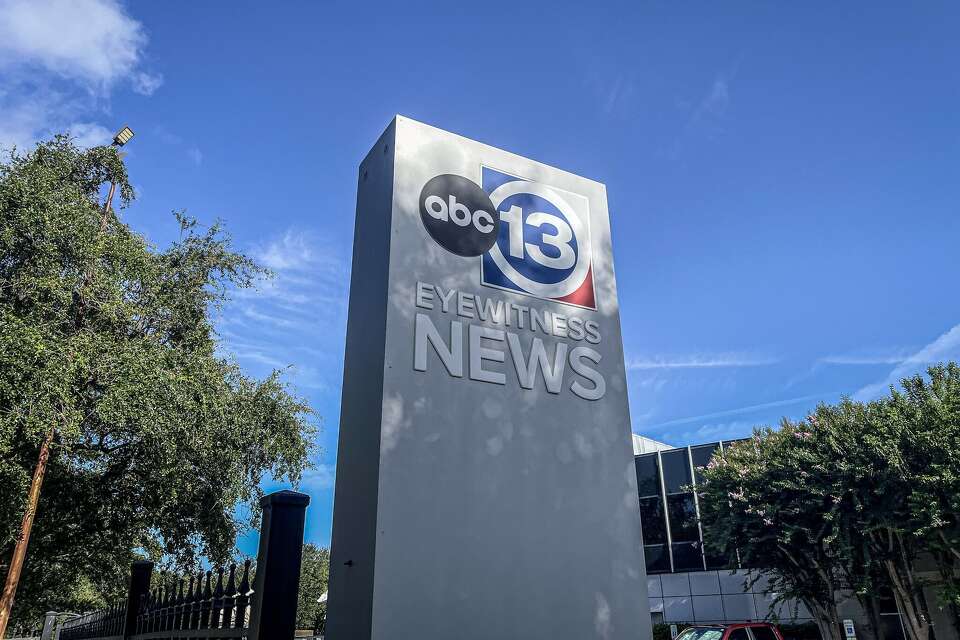 Popular Houston news reporter is no longer at ABC 13