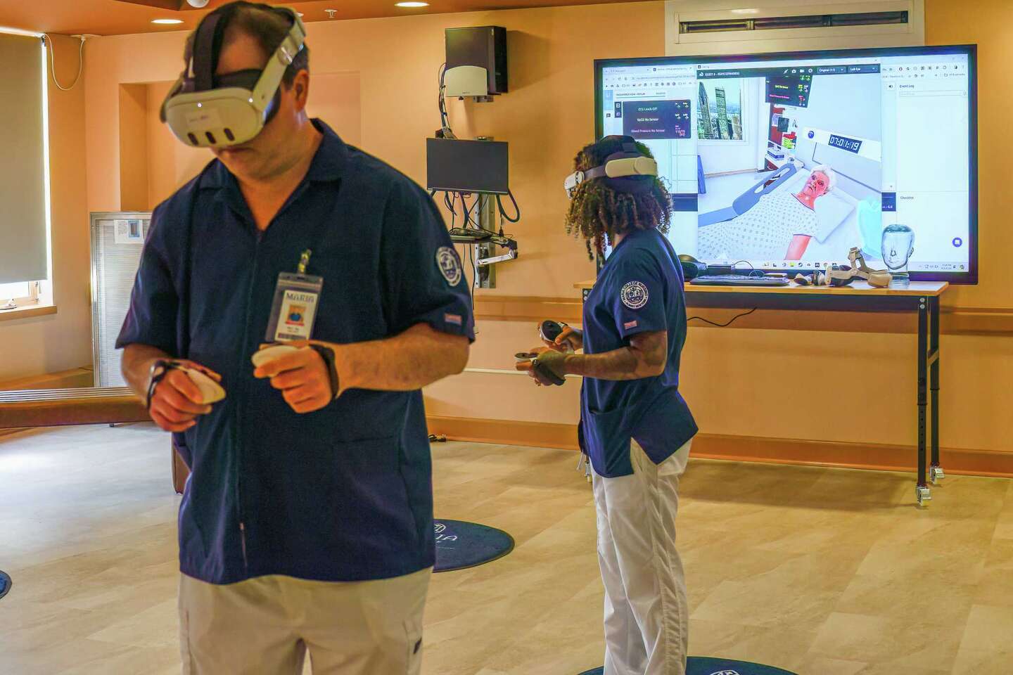 In modern nursing school, students learn in virtual reality
