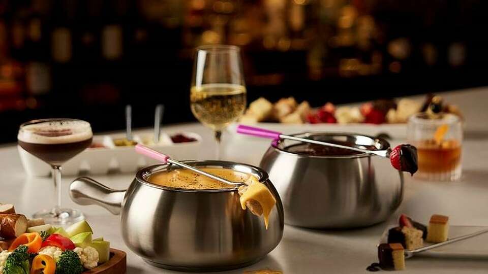 Melting Pot Houston has launched a happy hour featuring half-priced cheese and chocolate fondue favorites. 