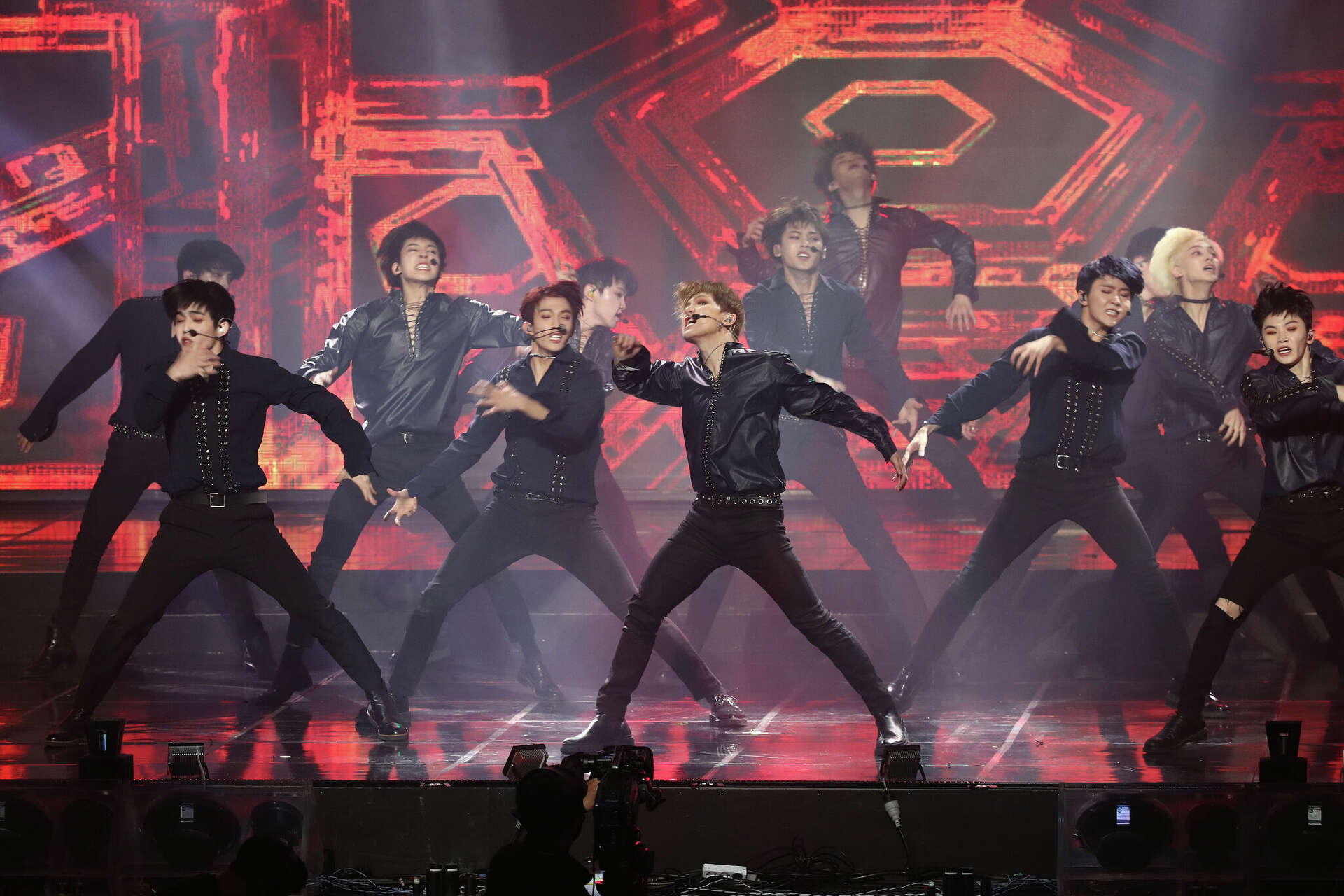 K-pop group Seventeen announces San Antonio concert date