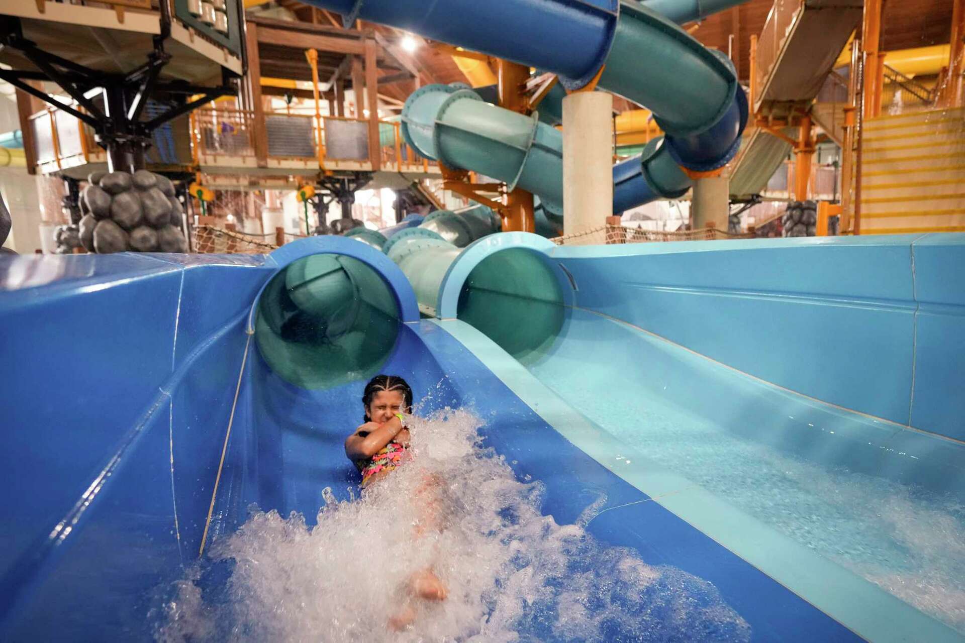 Great Wolf Lodge open all winter: Water temperature, more to know