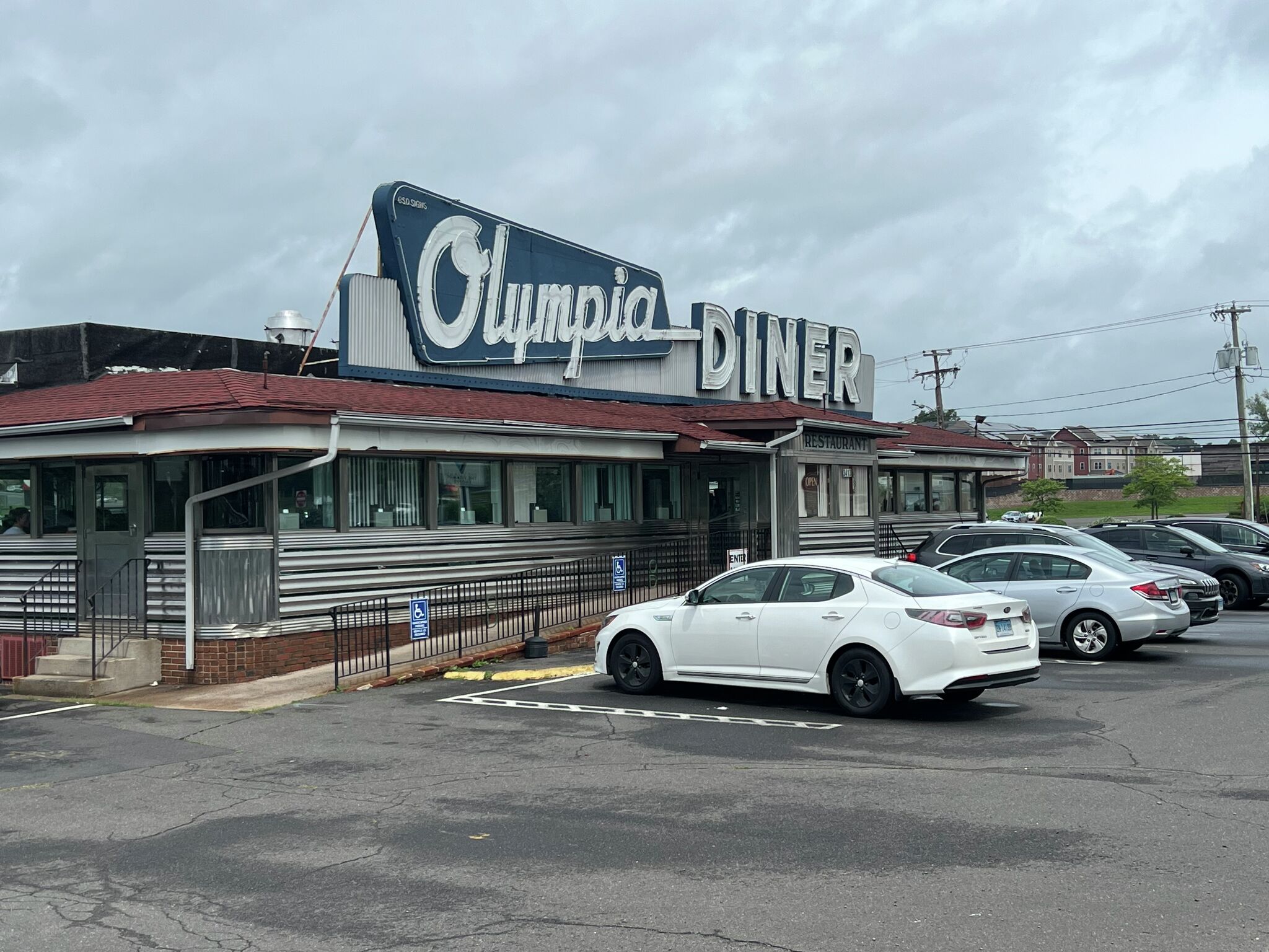 Newington's Olympia Diner being sold to Mass. developer
