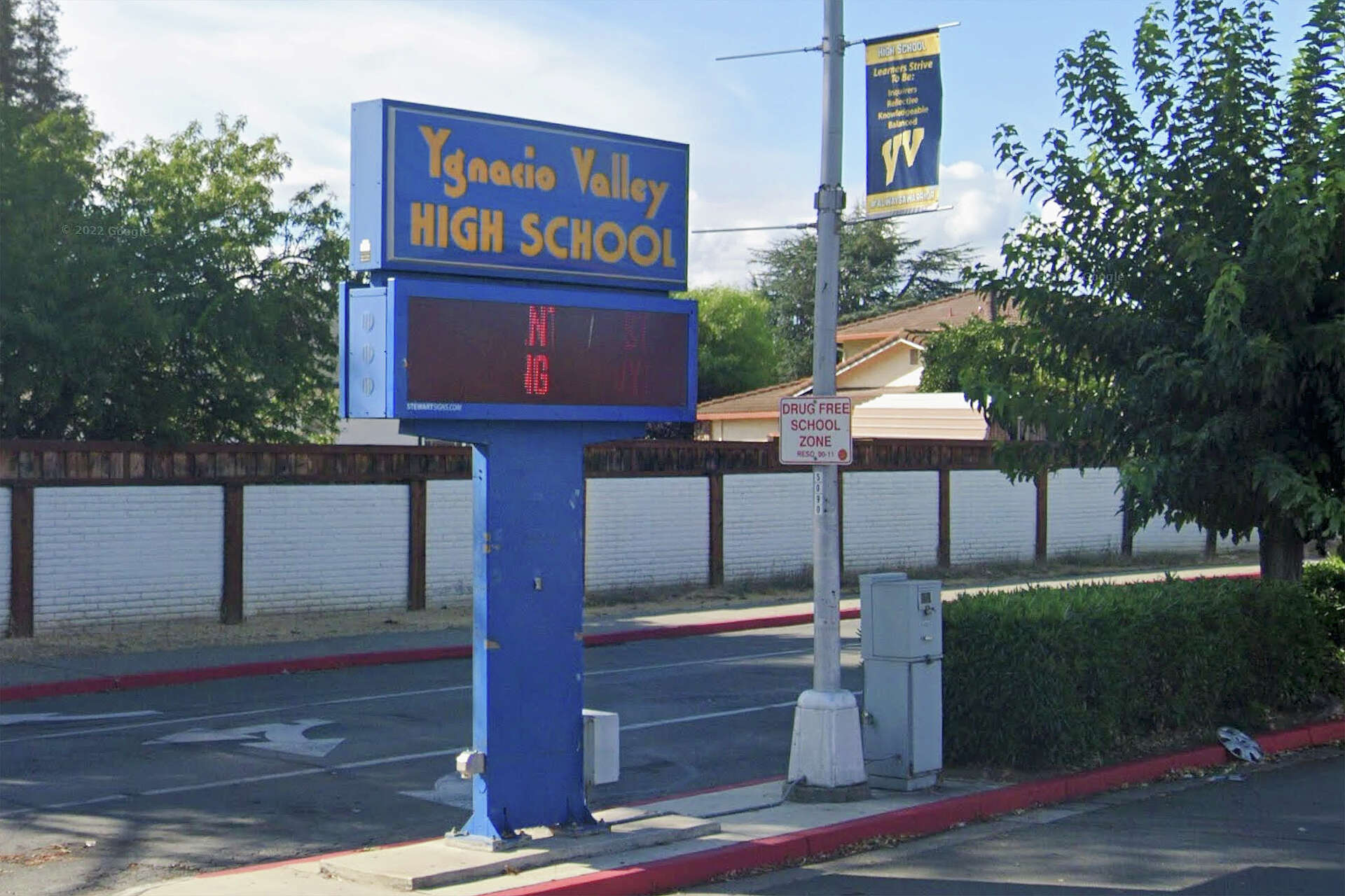 Cellphone ban in Bay Area schools off to a rough start
