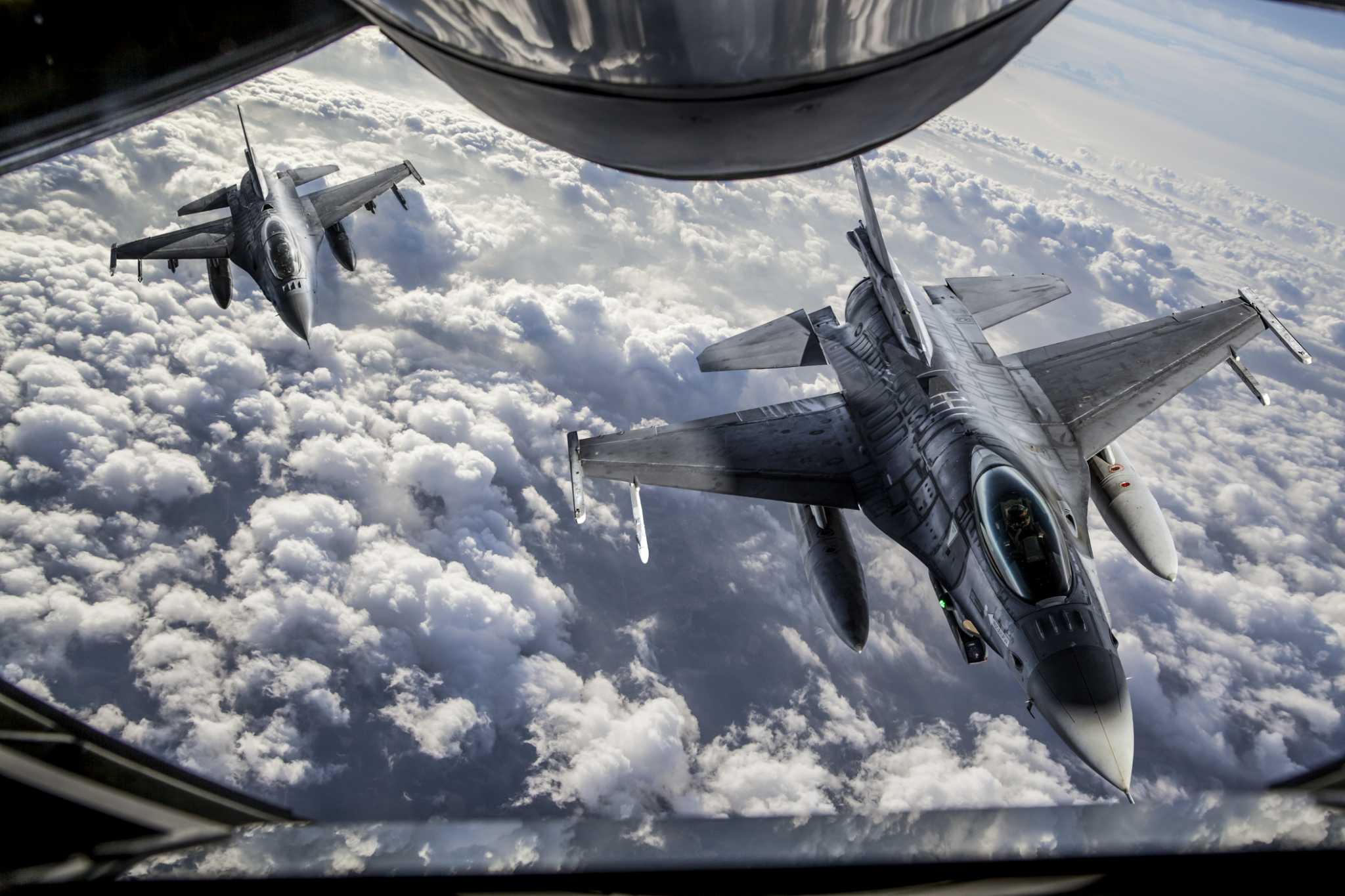 How Much Do Fighter Pilots Make?